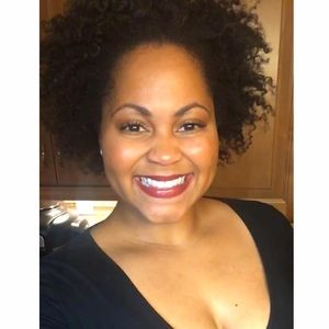 Meet your Posher, Paula